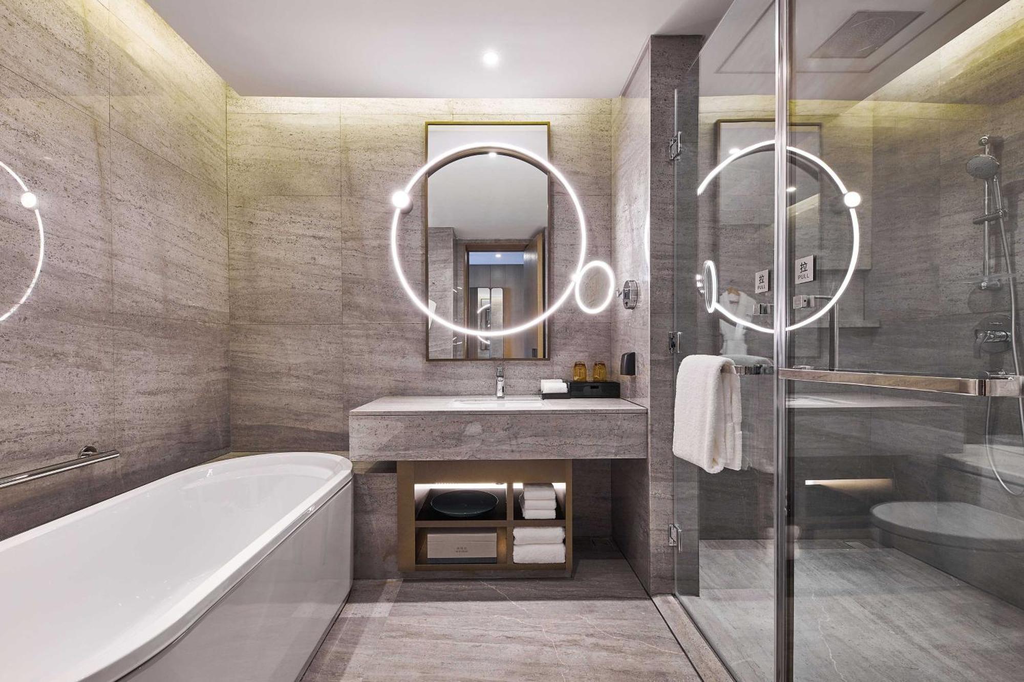 Hotel The Westin Zhongshan Guzhen 5*
