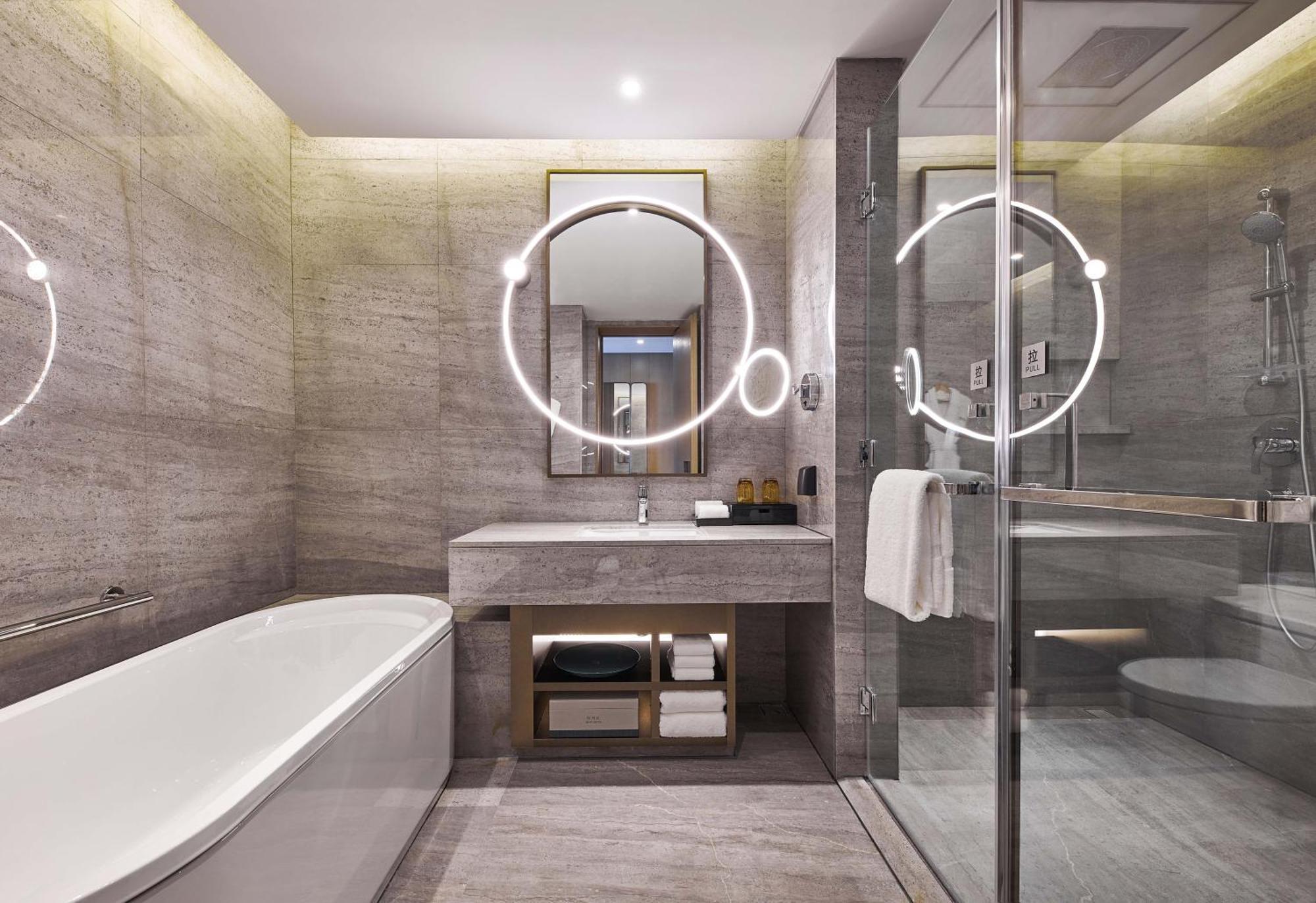 The Westin Zhongshan Guzhen Hotel 5*